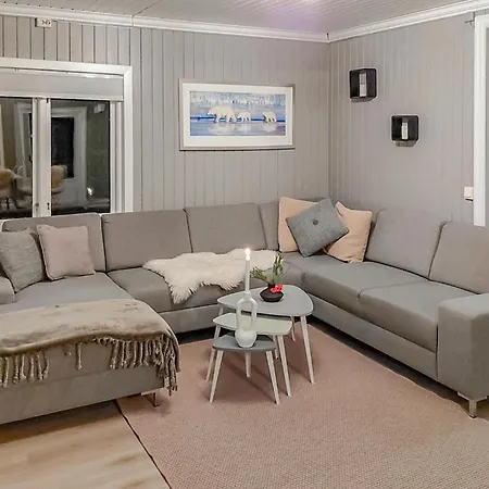 4 Bedroom Beautiful In Fyresdal