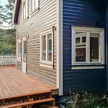 4 Bedroom Beautiful In Ferienhaus Fyresdal