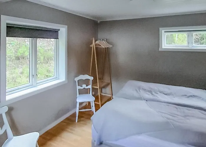 4 Bedroom Beautiful In *