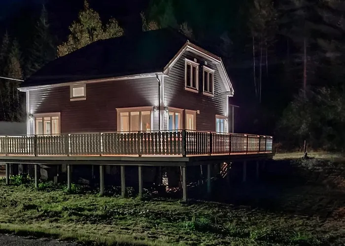 4 Bedroom Beautiful In Ferienhaus Fyresdal